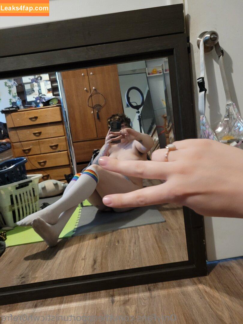 theopportunisticwh0refre /  leaked photo photo #0042