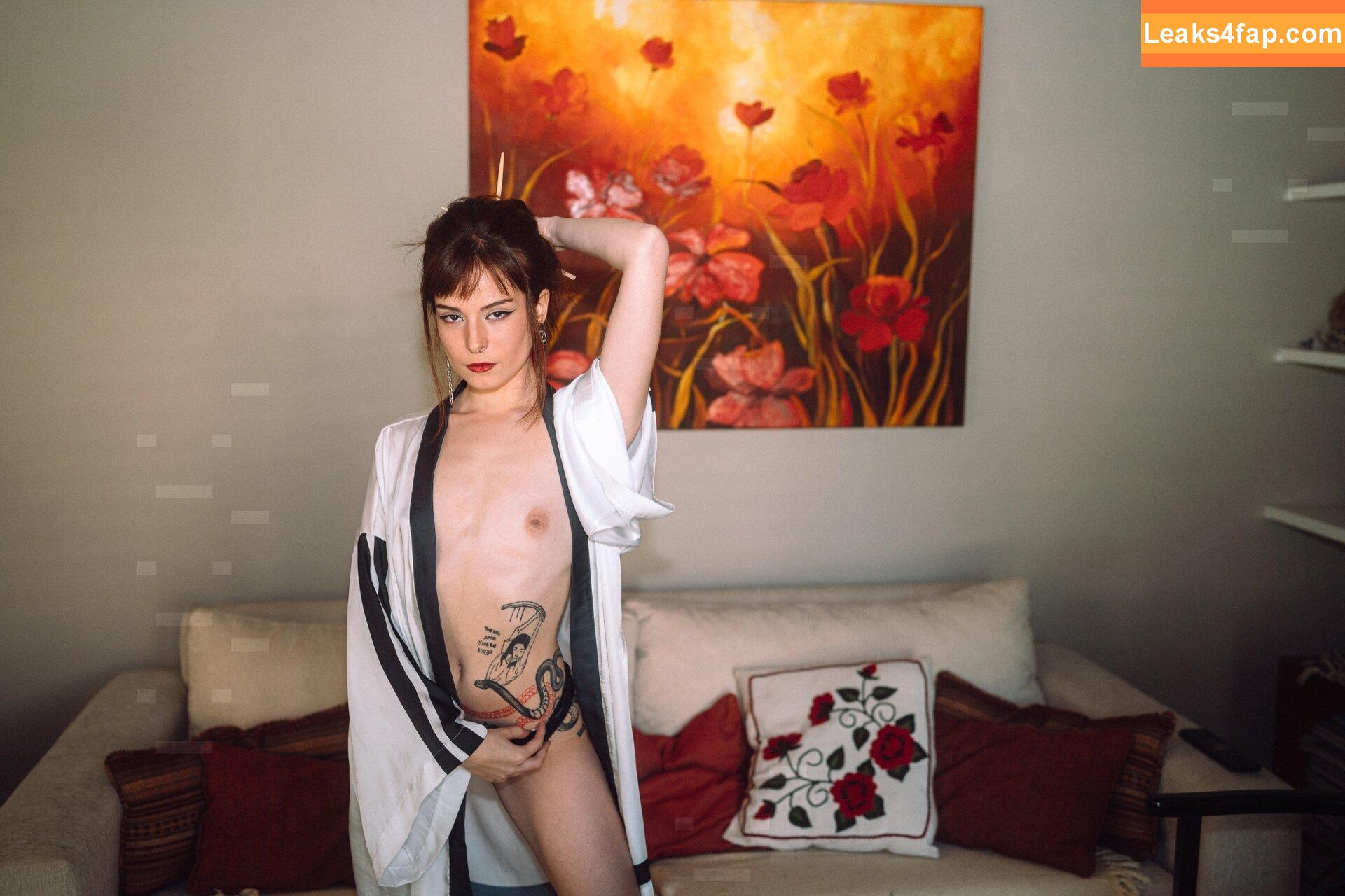 ThePeachApp / thepeachapp_com leaked photo photo #0470