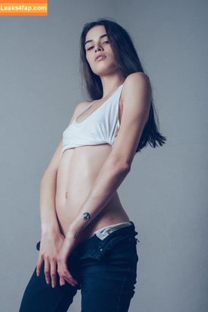 ThePeachApp photo #0355