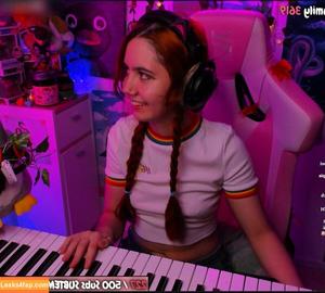 ThePianoDragon_ photo #0131