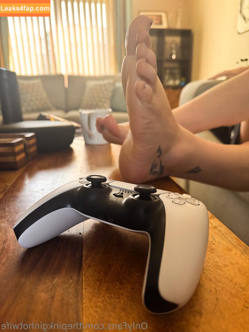 thepinkginhotwife / thephotogwife leaked photo photo #0013