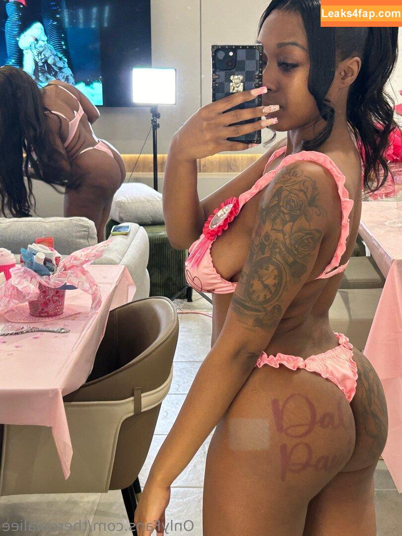 therealaliee / therealalilee leaked photo photo #0060