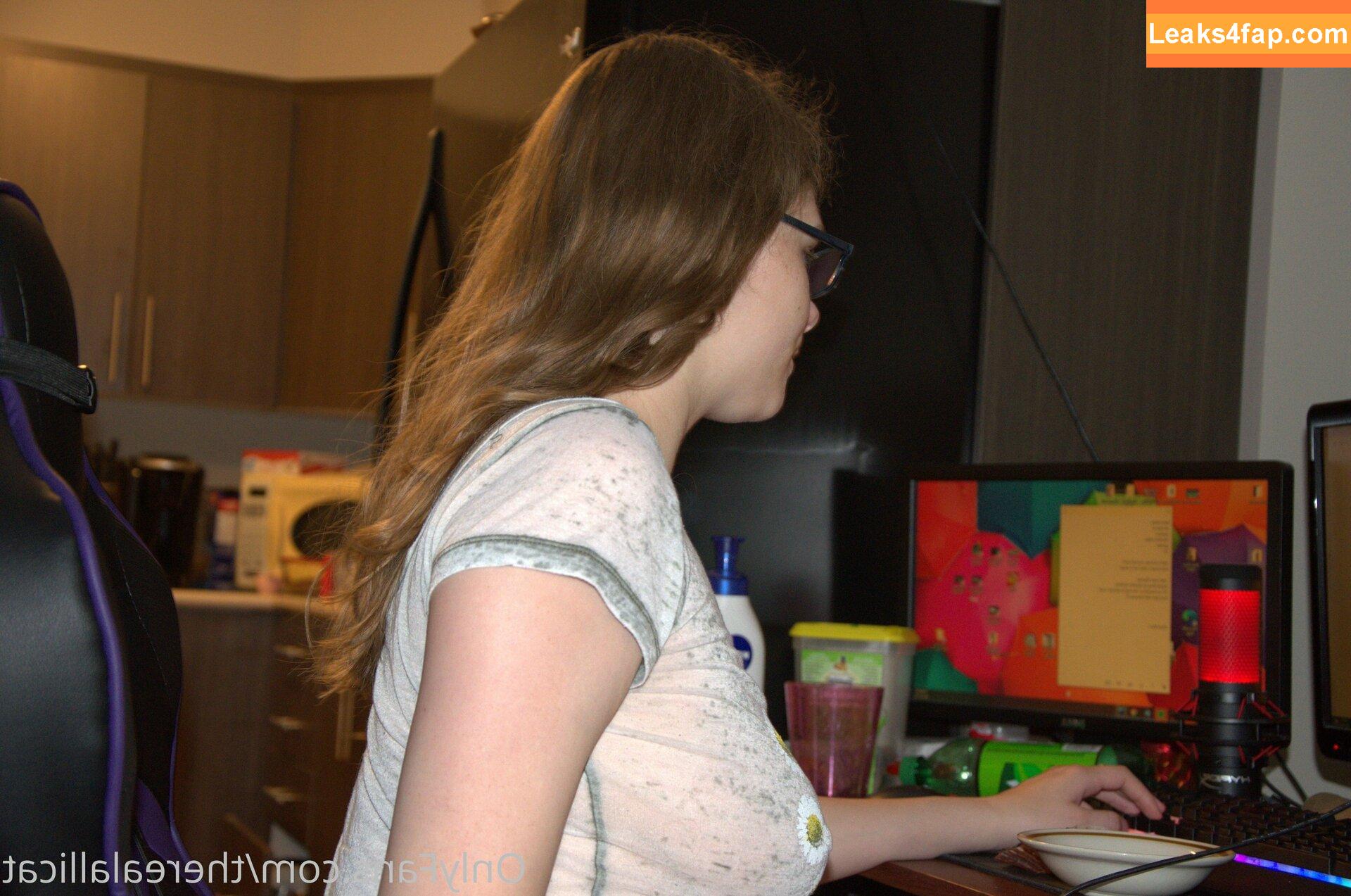 therealallicat / therealalicat leaked photo photo #0044
