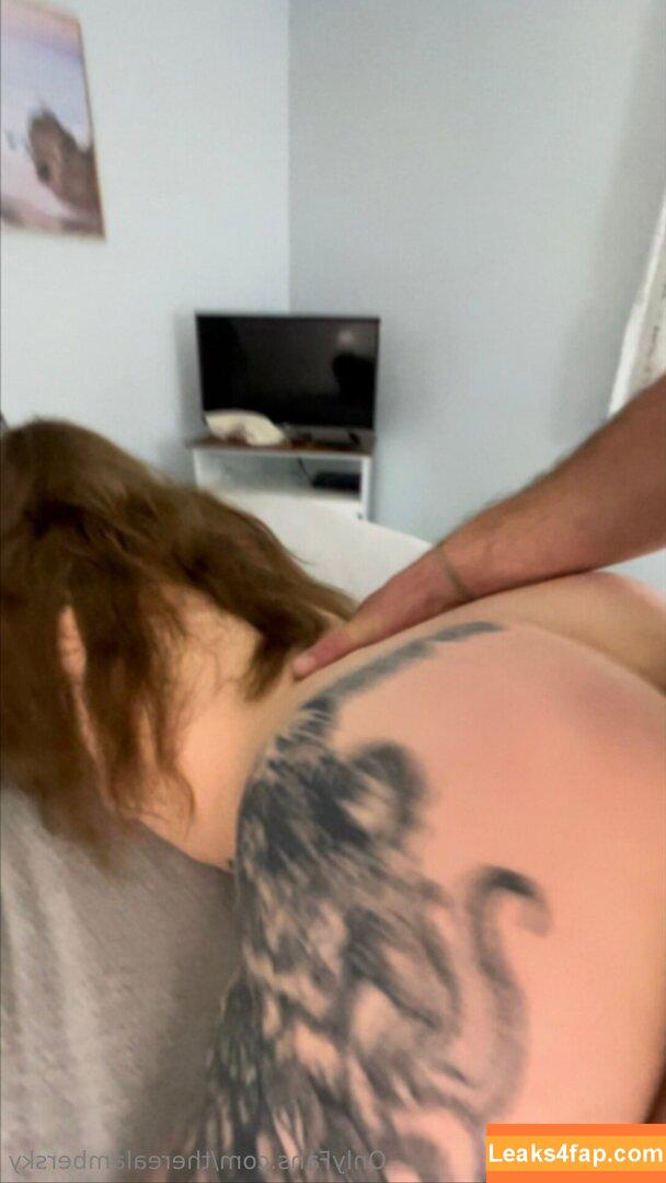 therealambersky / the.peoples.hoe leaked photo photo #0007