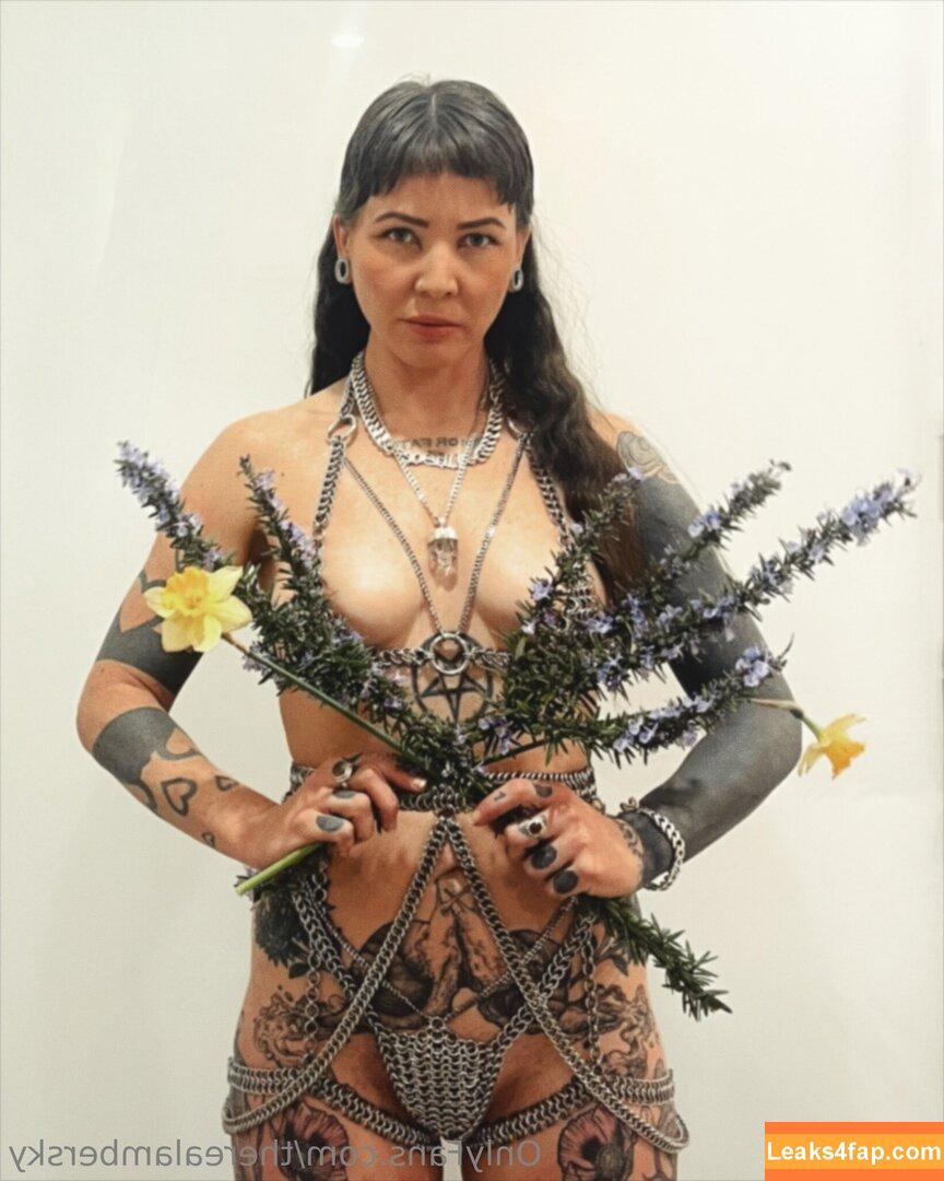 therealambersky / the.peoples.hoe leaked photo photo #0010