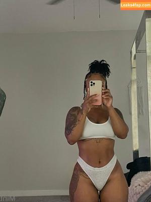 therealbombshell_mint photo #0039