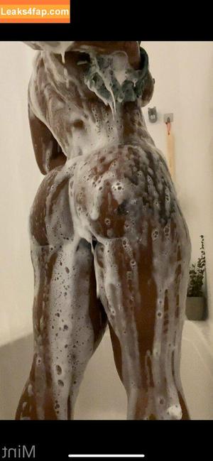 therealbombshell_mint photo #0100