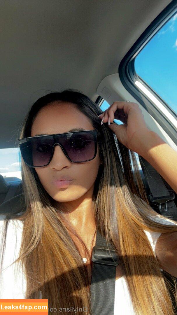 TheRealGiana / therealgianna leaked photo photo #0025