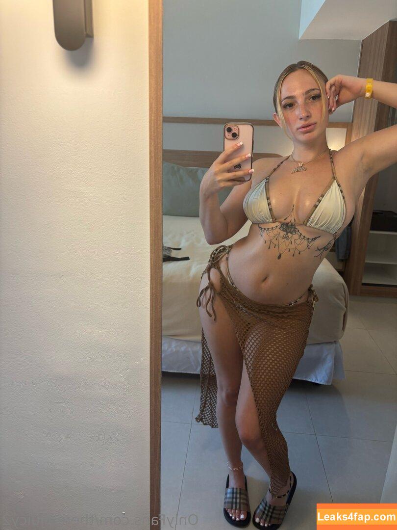 therealjuicy2 / therealjuicyy2 leaked photo photo #0125