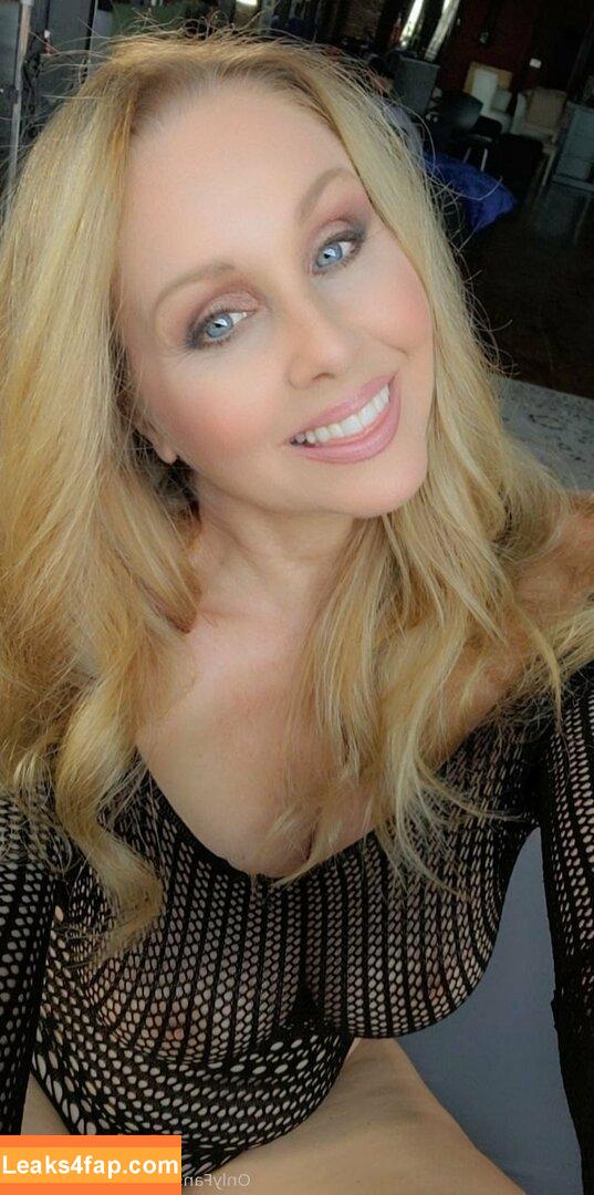 TheRealJuliaAnn / therealjuliaannfanlive_ leaked photo photo #0183
