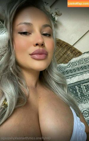 therealkyliepage photo #0496