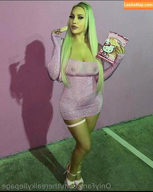 therealkyliepage photo #0497