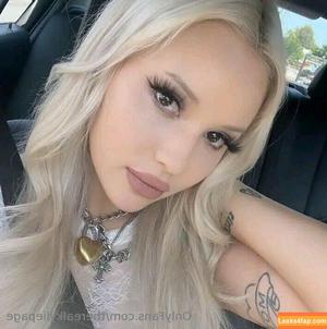 therealkyliepage photo #0542