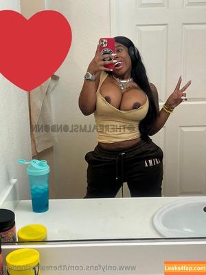 therealmslondon photo #0001
