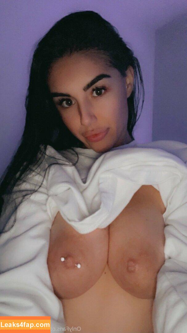 therealpersianprincess / miafall / miafallxo leaked photo photo #0032
