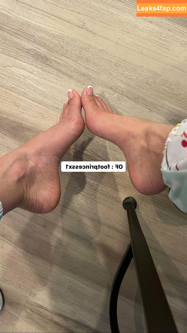 therealraneesax / footprincessx1 / therealraneesa leaked photo photo #0021