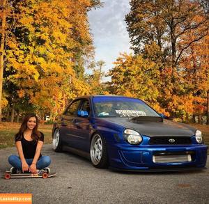 TheRealSubiechick photo #0001