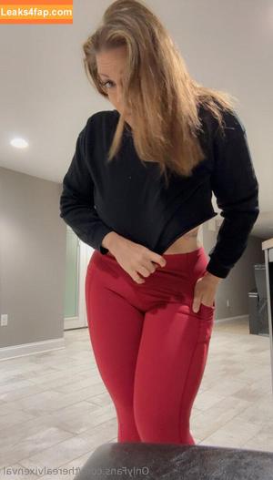 therealvixenval photo #0315