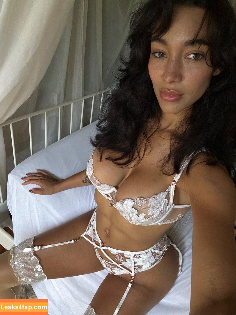 Theresa Zimmerman /  leaked photo photo #0003