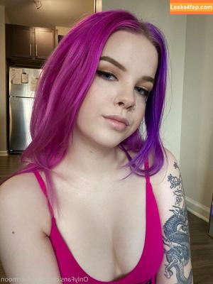 Thesilvermoon photo #0300