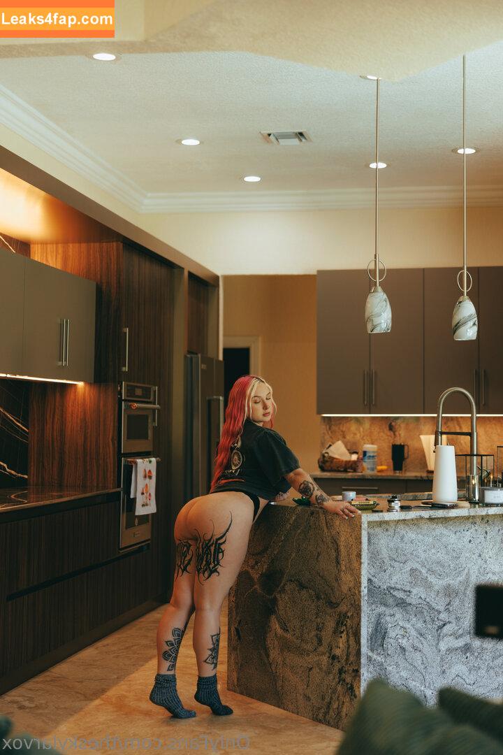 theskylarvox / theskylarvox_ leaked photo photo #0172