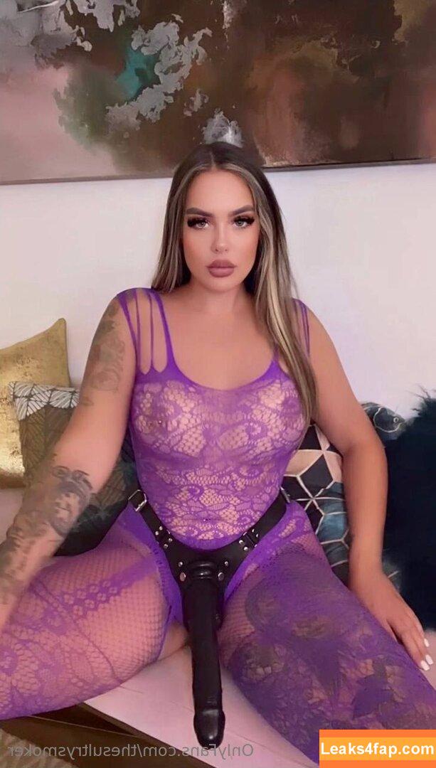 thesultrysmoker free nudes