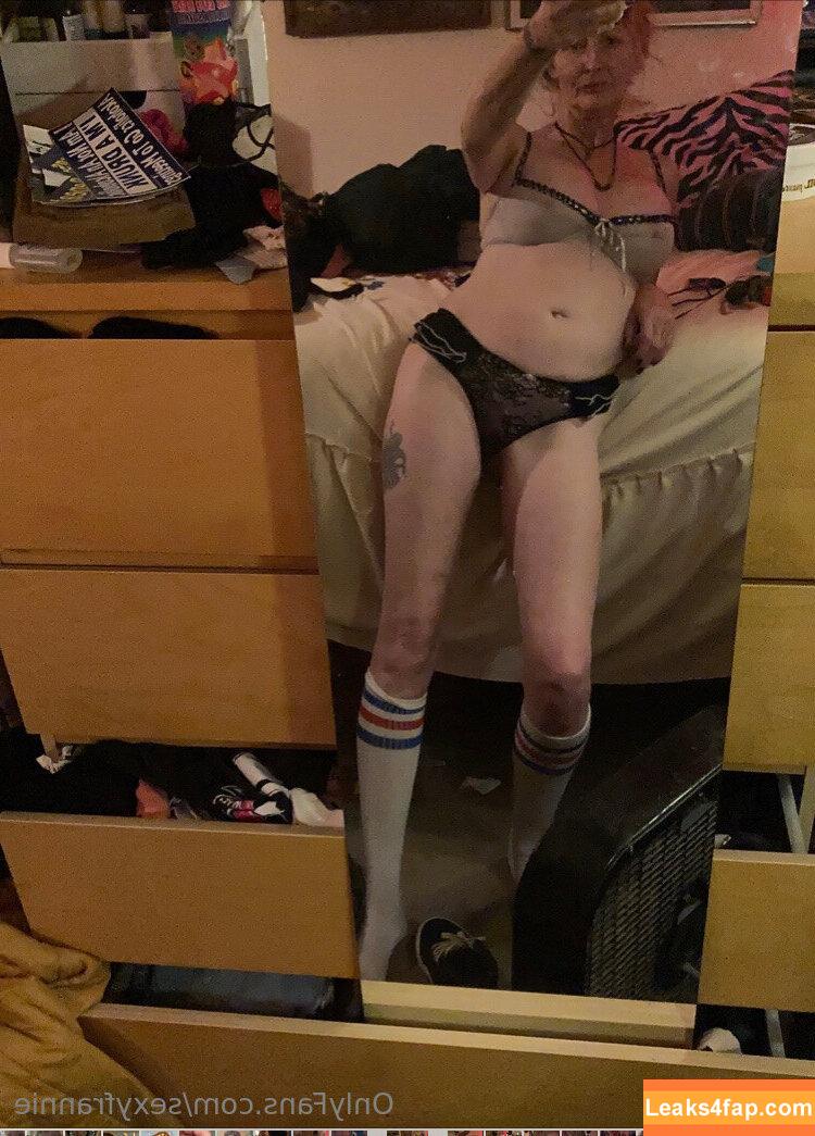 theuntamablecougar /  leaked photo photo #0007