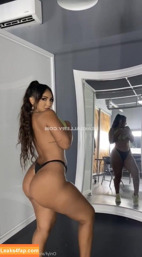 theycallmemami /  leaked photo photo #0022