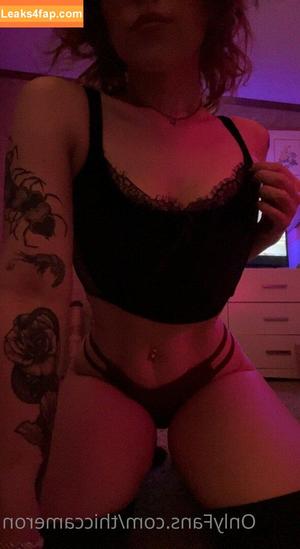 thiccameron photo #0041