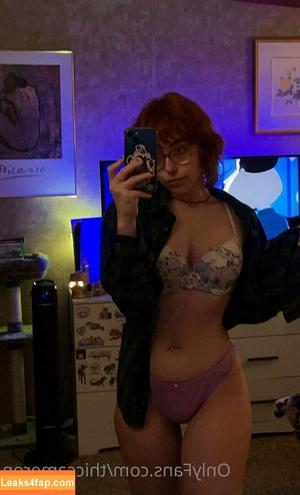 thiccameron photo #0064