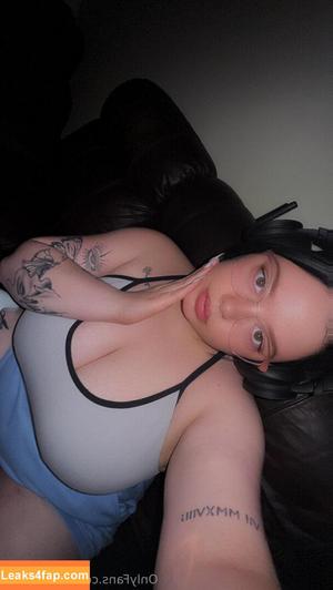thiccg0thx photo #0036