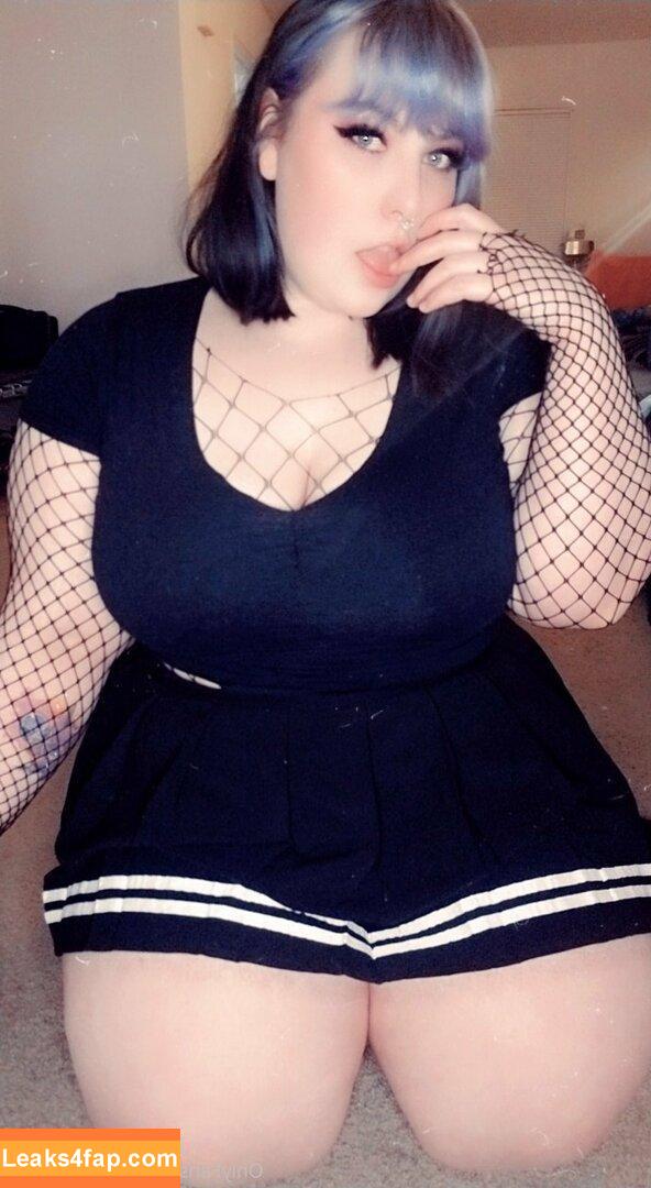 thiccghostgirl /  leaked photo photo #0060