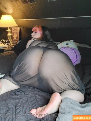 thiccghostgirl фото #0036