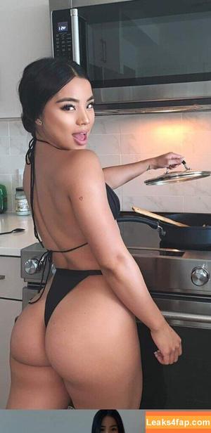 Thick Asian Women photo #0012