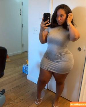 Thick Baddie фото #0019