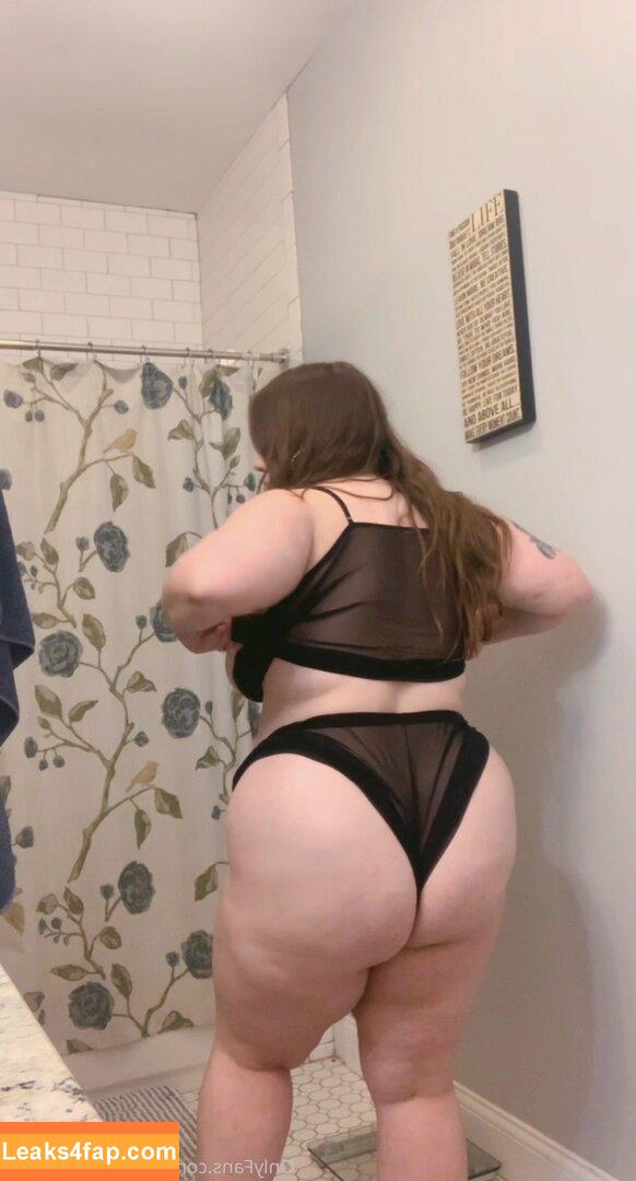 thickhungryhoney / bigchubbygirlslover leaked photo photo #0011