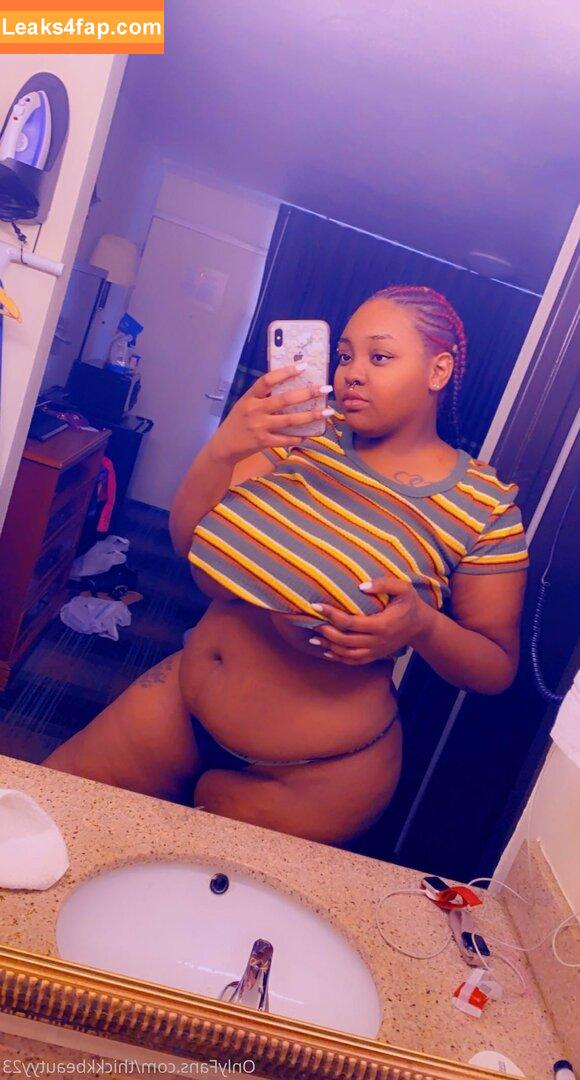 thickkbeautyfree / uuunrepeatableee leaked photo photo #0002