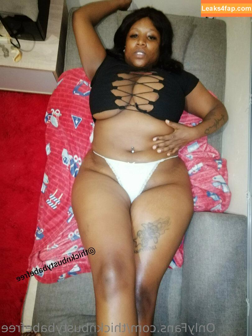 thicknbustybabefree /  leaked photo photo #0043