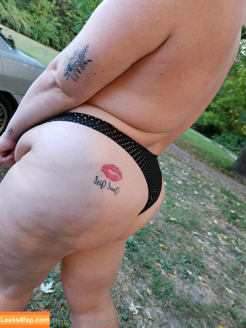 thickwife89 /  leaked photo photo #0059