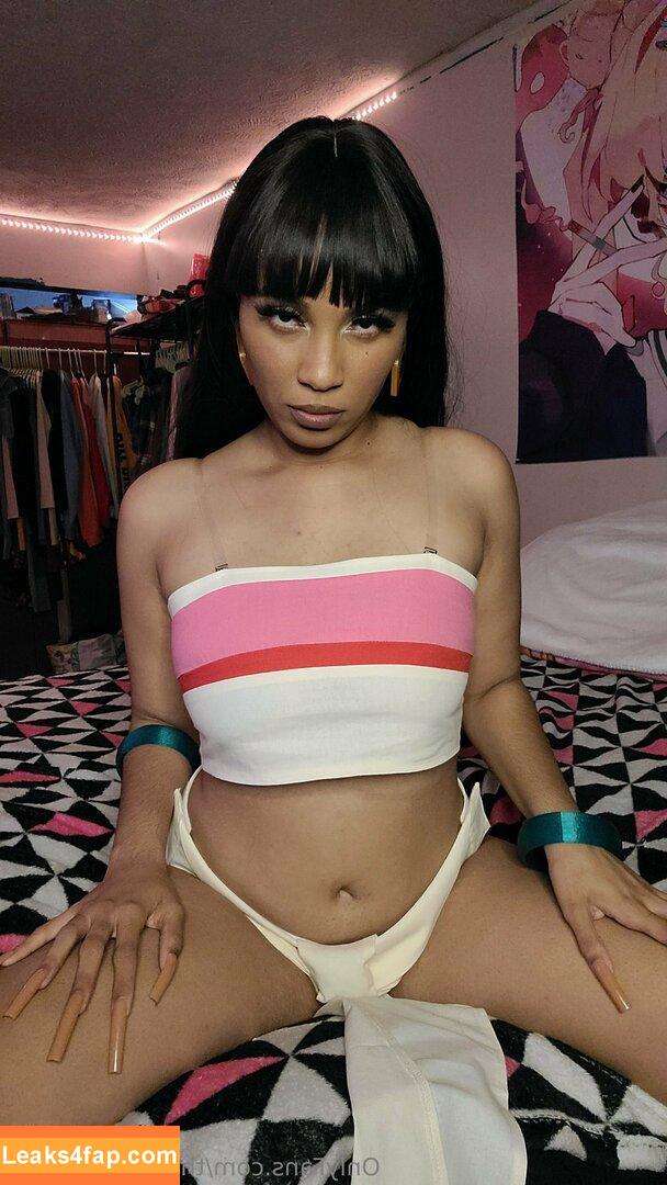 Thighlyinfluential / 1dimpled_aja / AnimatedAja / NaughtyByNelly leaked photo photo #0230