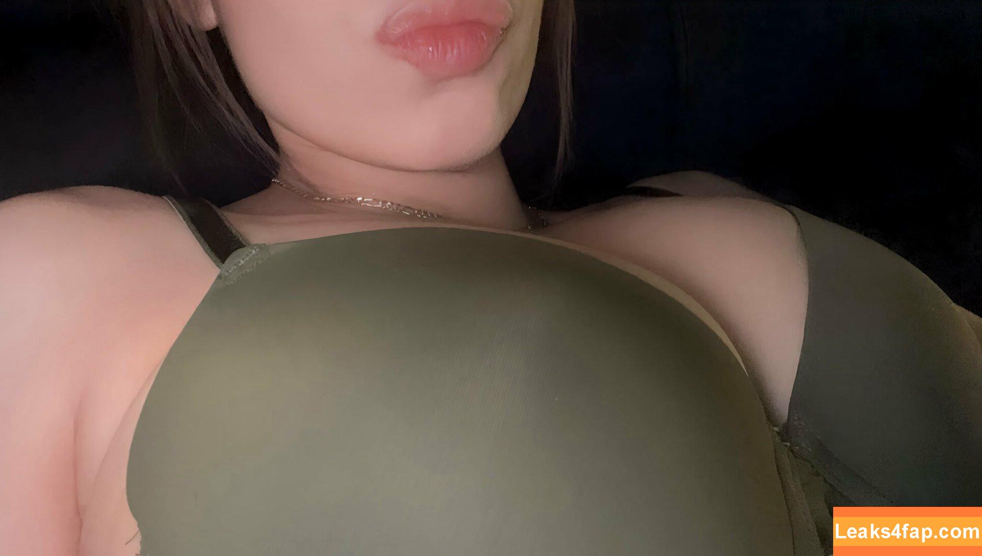 ThinkValeria / ThinkValerie leaked photo photo #0093