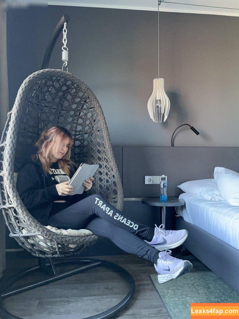 Thisislina / benzundbella leaked photo photo #0030