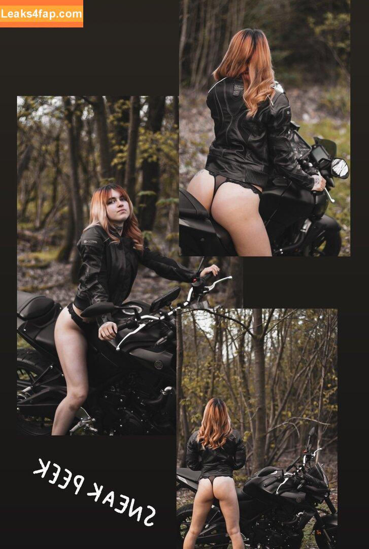 Thisislina / benzundbella leaked photo photo #0032