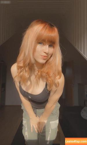 Thisislina photo #0040