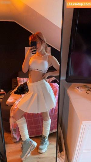 Thisislina photo #0042