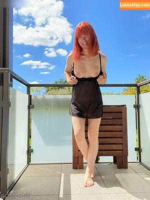 Thisislina photo #0300