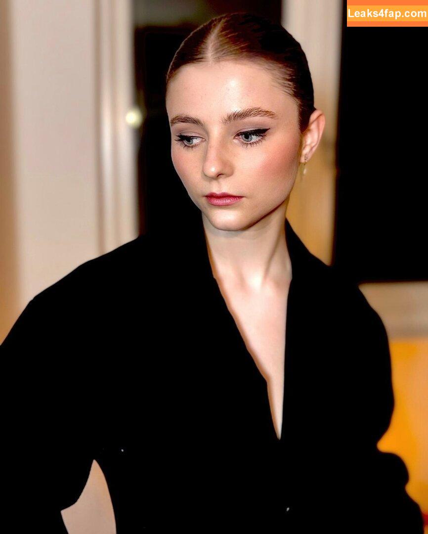 Thomasin Mckenzie / mackzjoness / thomasin.mckenzie leaked photo photo #0227