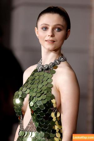 Thomasin Mckenzie photo #0007