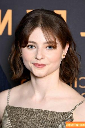 Thomasin Mckenzie photo #0126