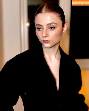 Thomasin Mckenzie photo #0227